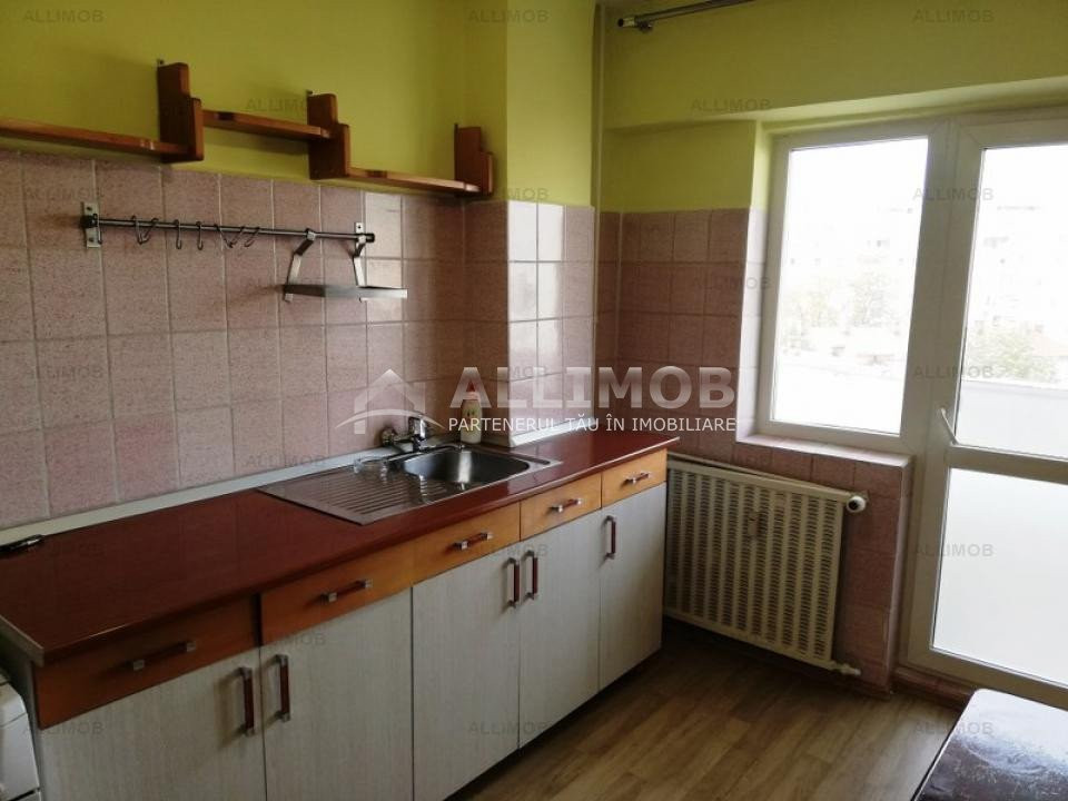 Apartament 3 camere in Ploiesti, zona centrala