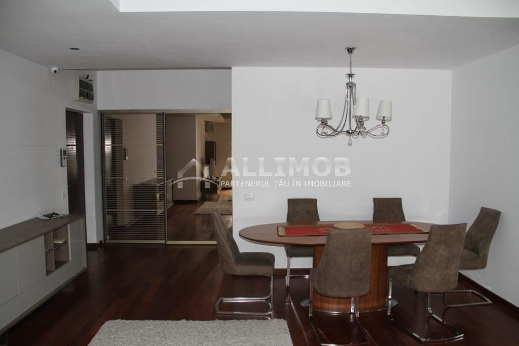 Apartament 4 camere zona Aviatiei