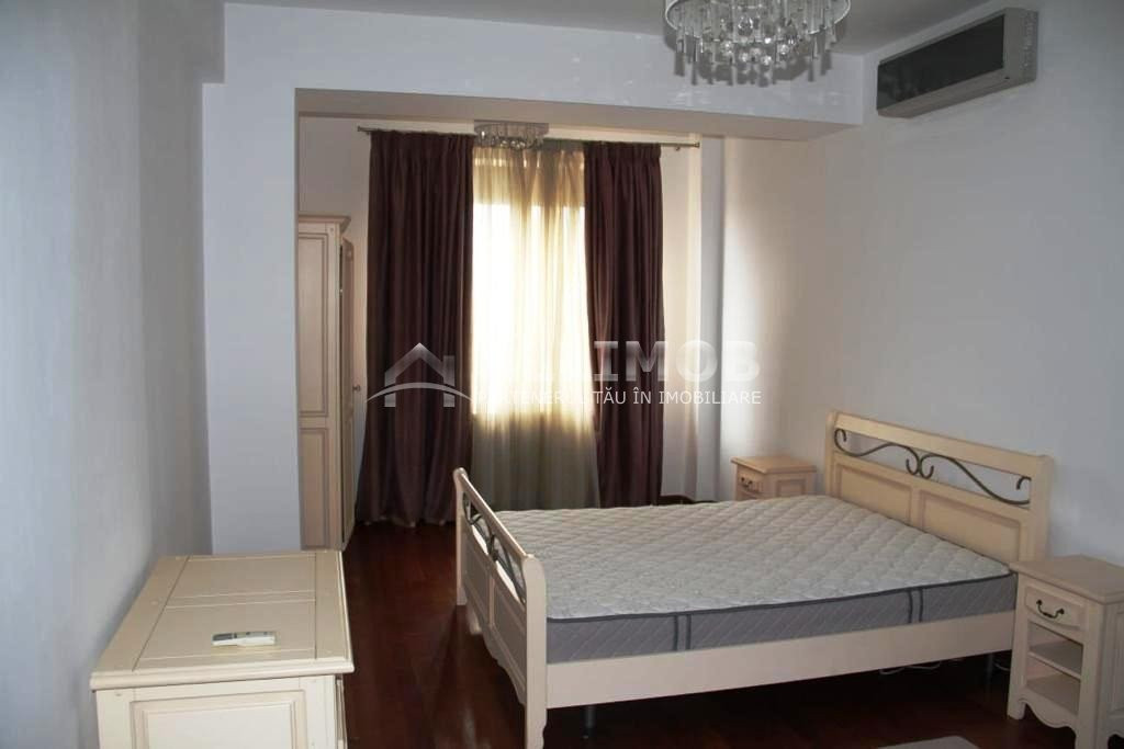 Apartament 4 camere zona Aviatiei