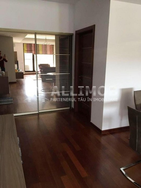 Apartament 4 camere zona Aviatiei