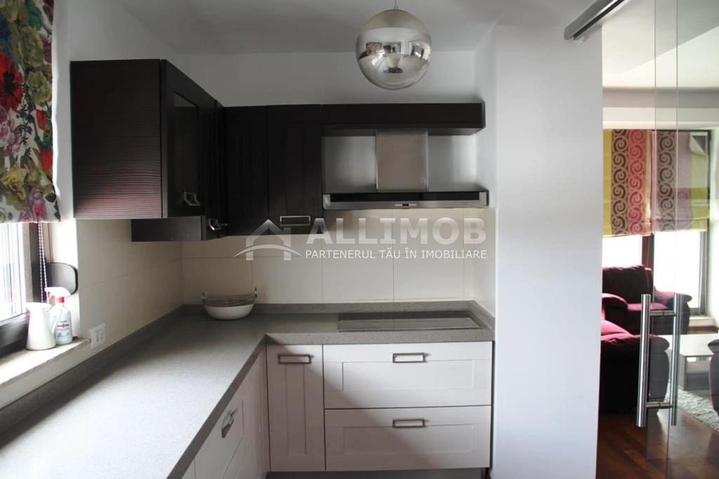 Apartament 4 camere zona Aviatiei