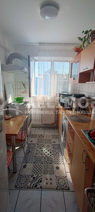 Apartament 2 camere in  Ploiesti, zona Vest. 