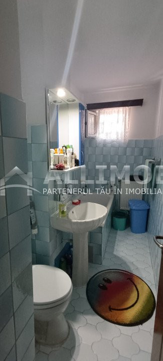 Apartament 2 camere in  Ploiesti, zona Vest. 