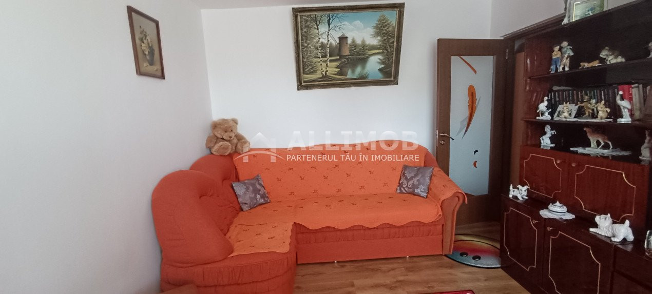 Apartament 2 camere in  Ploiesti, zona Vest. 