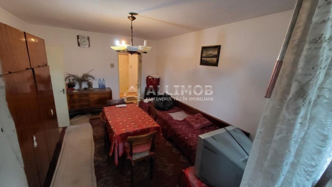  COMISION 0 % Apartament 3 camere, fara imbunatatiri, zond sud, Ploiesti