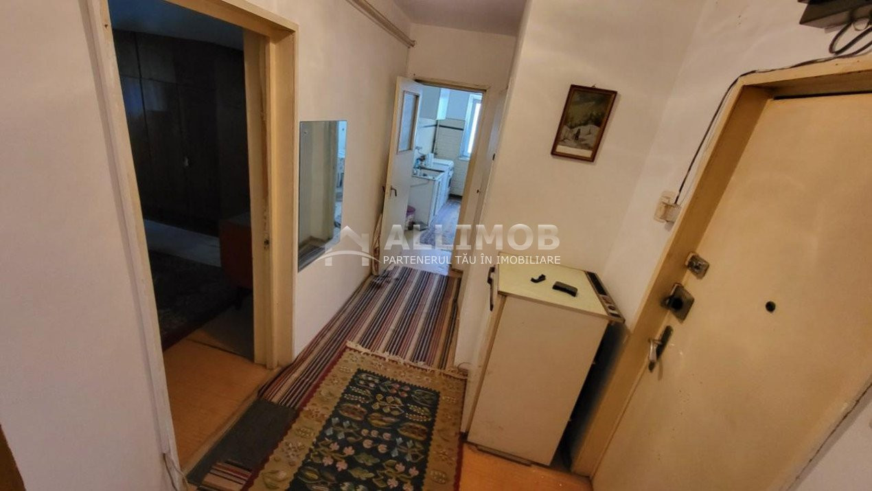  COMISION 0 % Apartament 3 camere, fara imbunatatiri, zond sud, Ploiesti