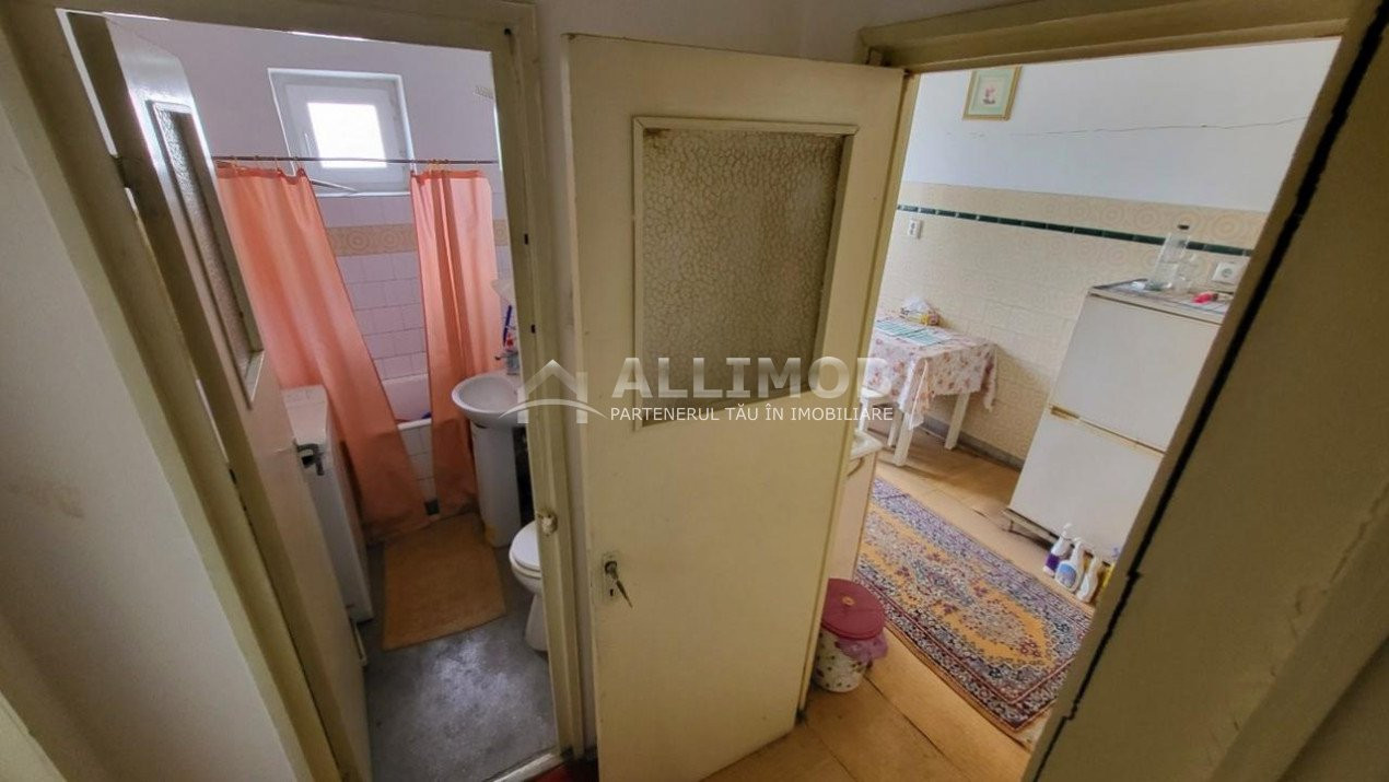  COMISION 0 % Apartament 3 camere, fara imbunatatiri, zond sud, Ploiesti