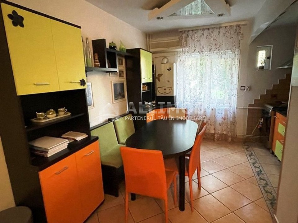 Apartament 3 camere zona Mihai Bravu