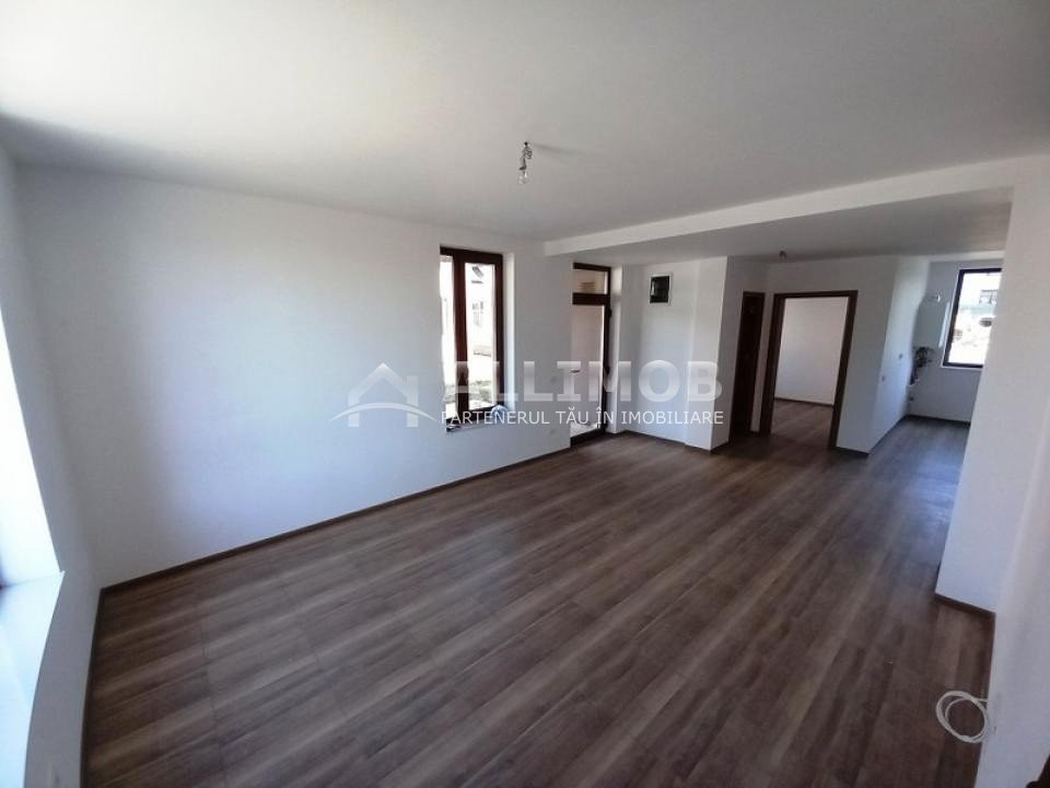 Casa in duplex, 4 camere in Paulesti. 