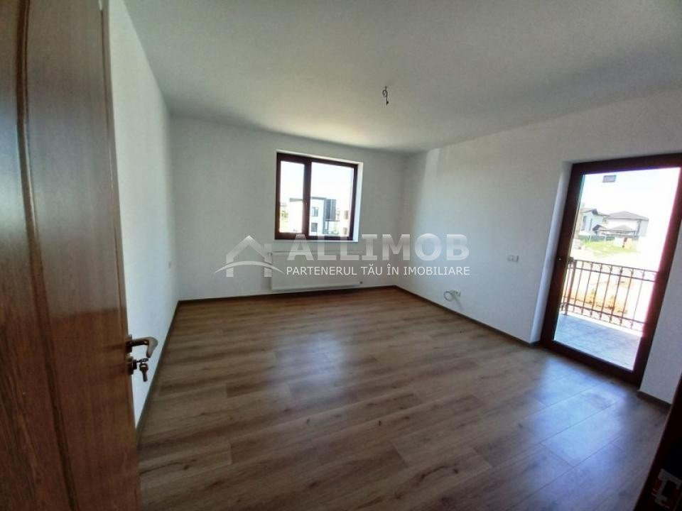 Casa in duplex, 4 camere in Paulesti. 