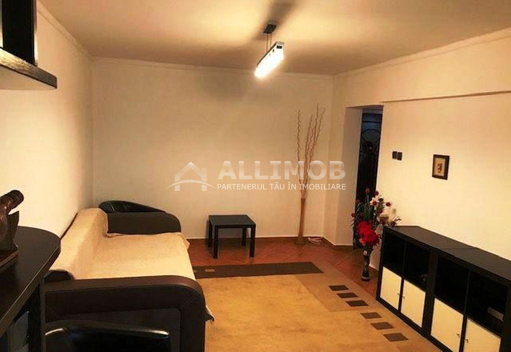 3-room apartment in the Republic area