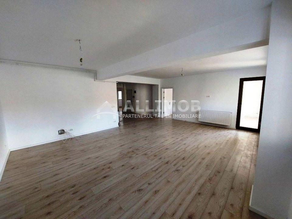 Unfurnished 3-room apartment, Dorobanti area