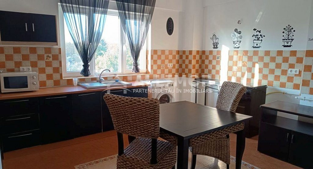 3-room apartment in the Republic area