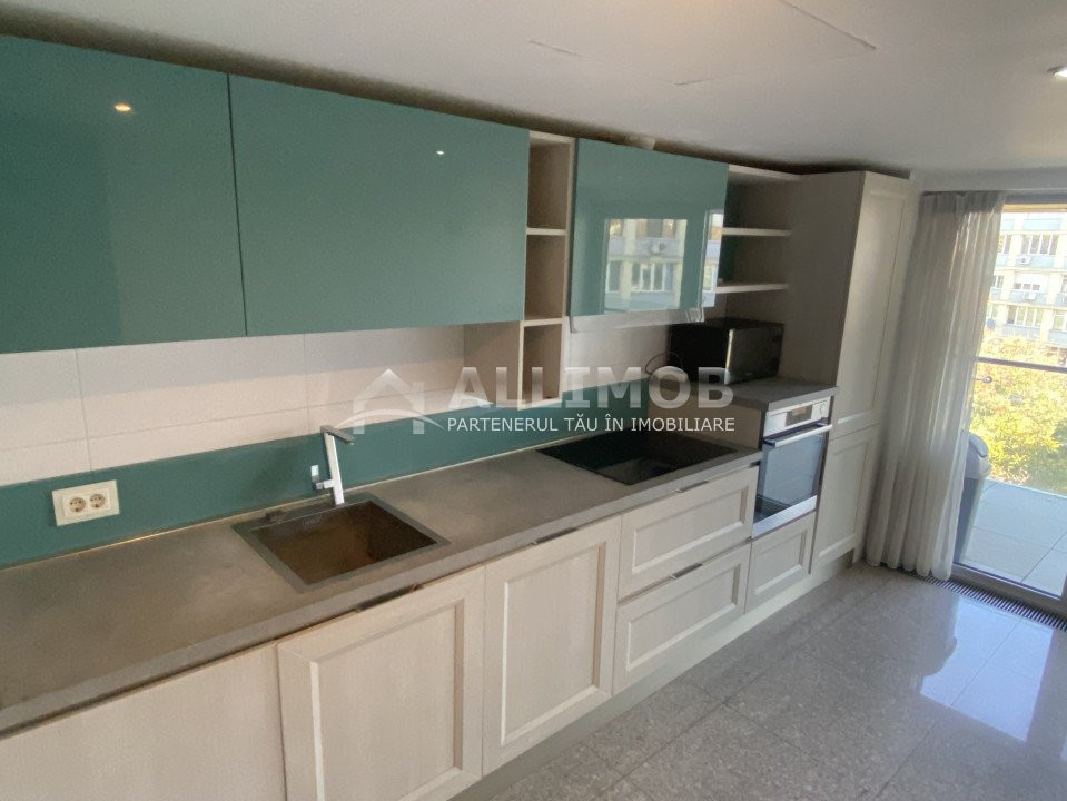 Penthouse, 5 camere, piscina proprie, zona  Kiseleff - Arcul de Triumf.