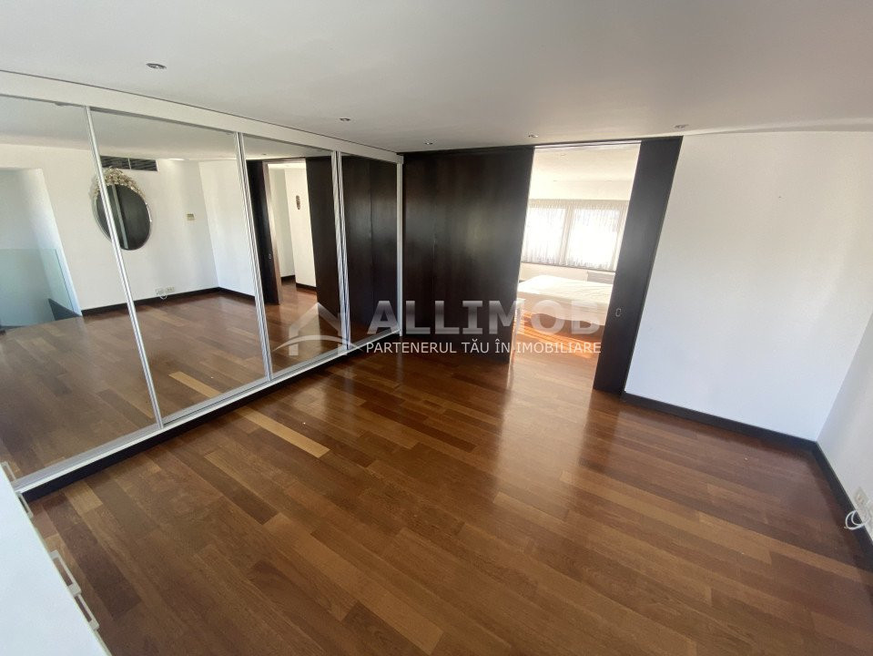 Penthouse, 5 camere, piscina proprie, zona  Kiseleff - Arcul de Triumf.