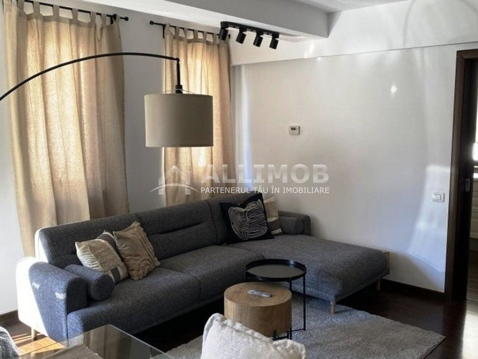 Apartament 3 camere zona Herastaru