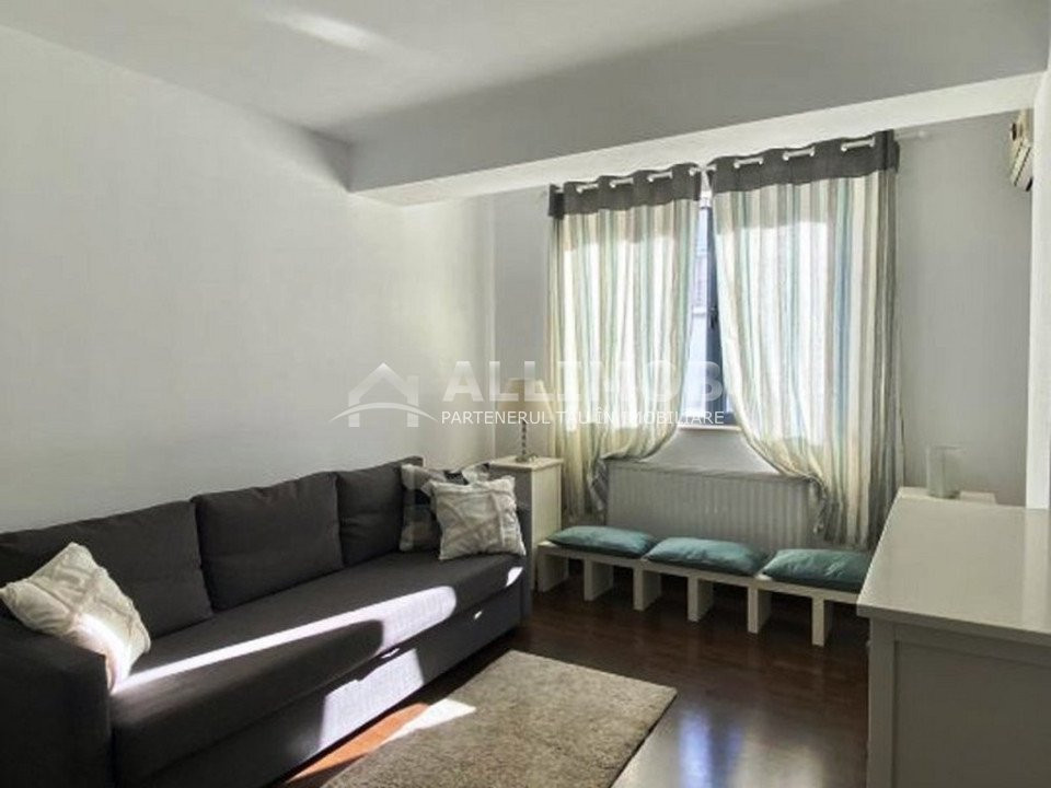 Apartament 3 camere zona Herastaru