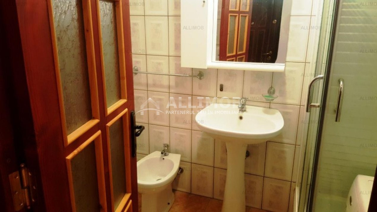 3-room apartment in Ploiesti, central area