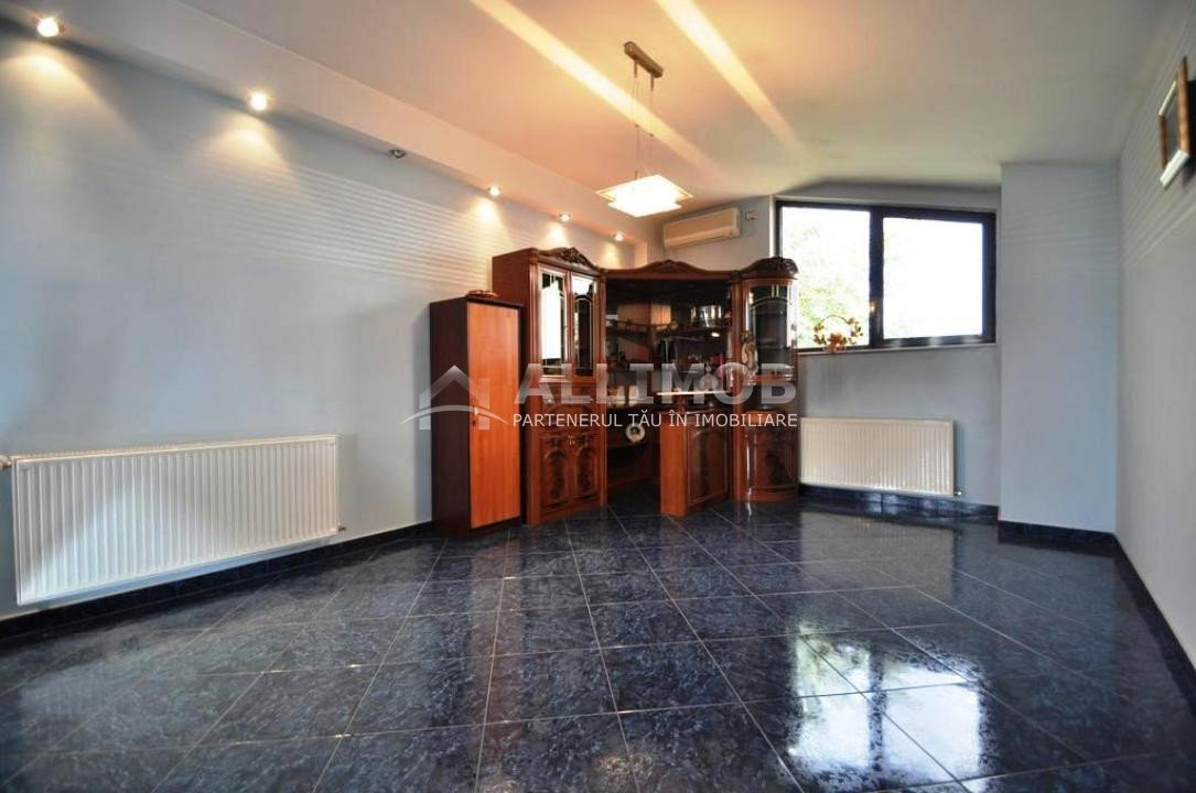 Casa 10 camere, activitate birouri, locuit, zona Transilvaniei, Ploiesti