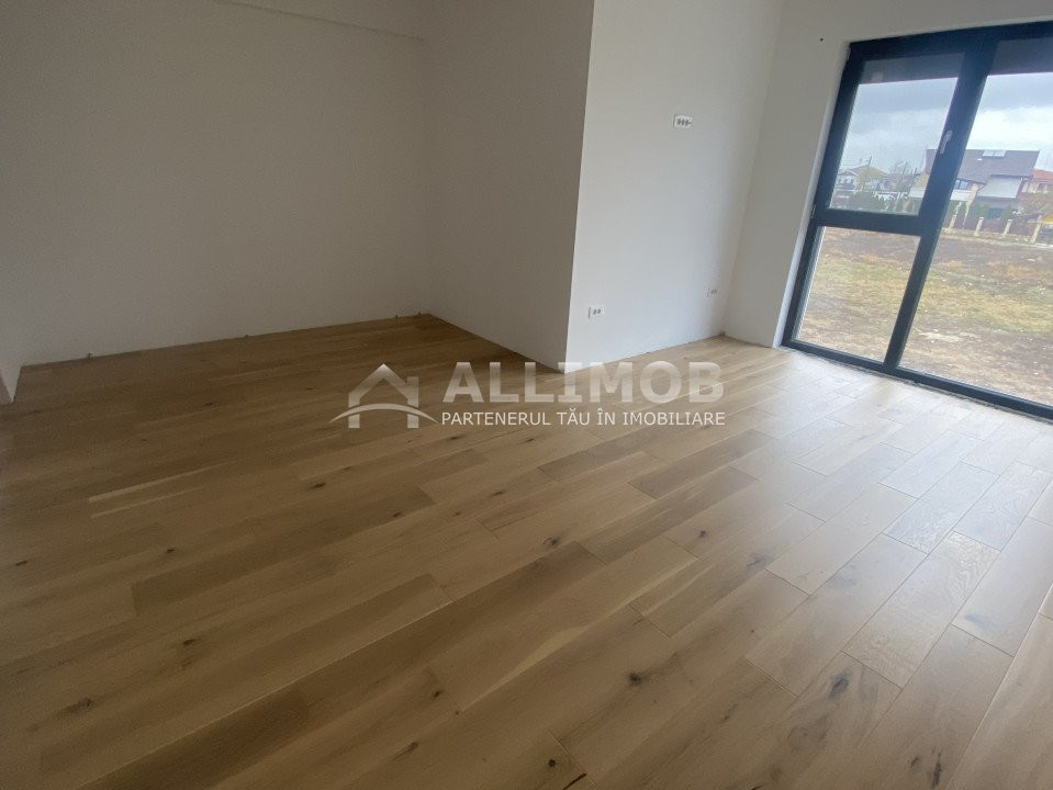 Apartament 4 camere, 150 mp utili , curter proprie, zona Albert.