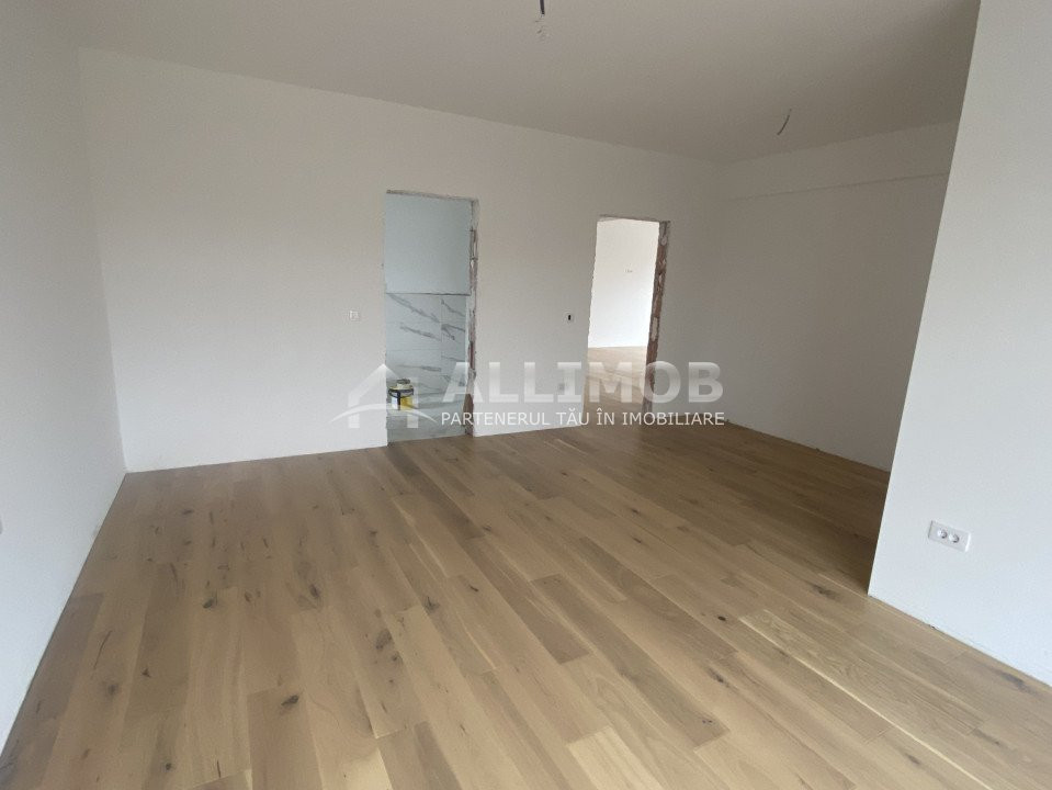 Apartament 4 camere, 150 mp utili , curter proprie, zona Albert.