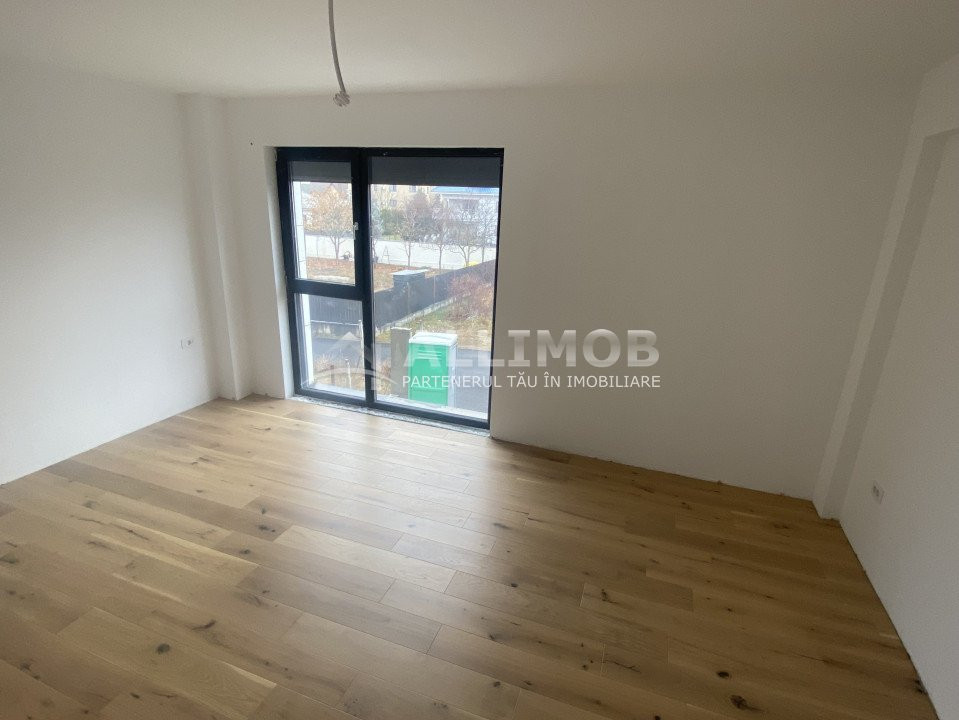 Apartament 4 camere, 150 mp utili , curter proprie, zona Albert.