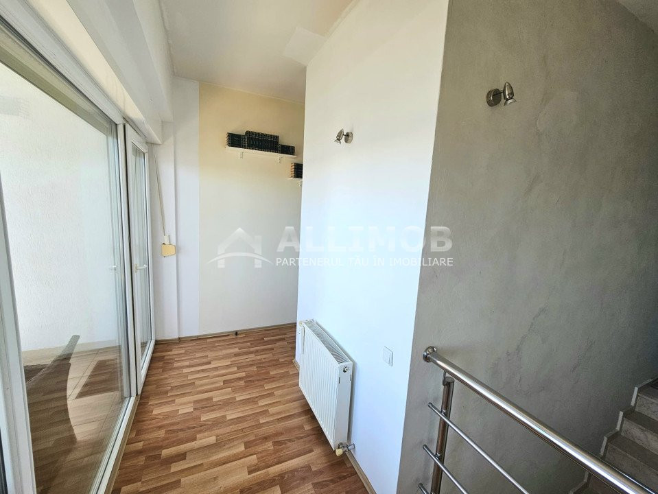 Penthouse, 3 camere in Otopeni, zona Ferme.