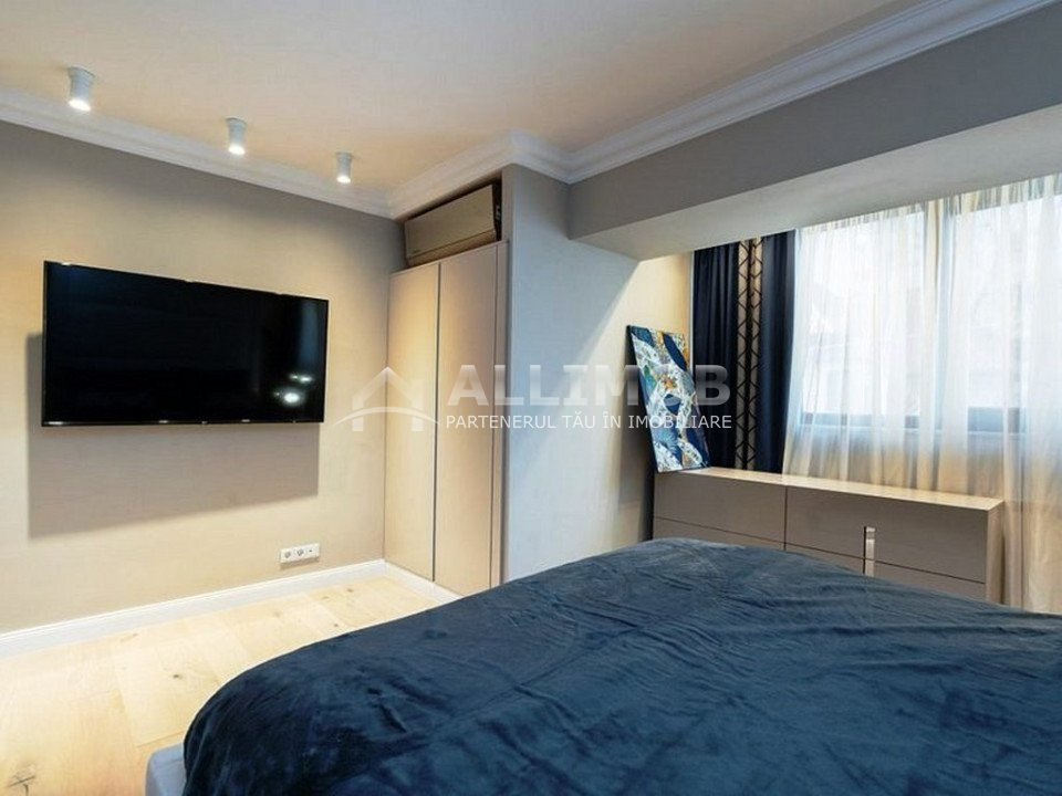 Luxury 4-room apartment, Piata Victoriei area