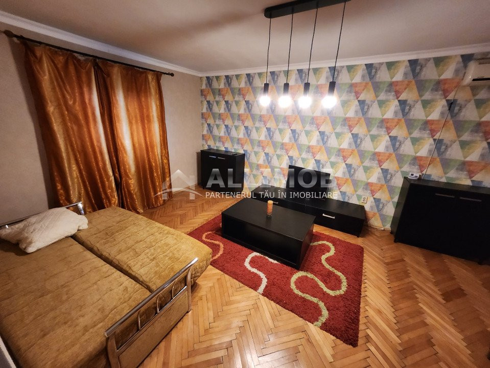 Garsoniera cf sporit,  CT, 45 mp, terasa proprie 50 mp, Ultracentral, Ploiesti