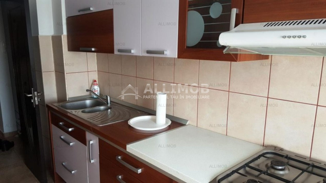 Detached studio in Ploiesti, Marasesti area