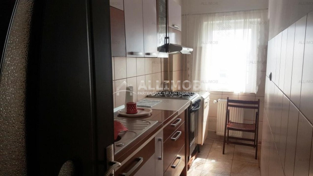 Detached studio in Ploiesti, Marasesti area