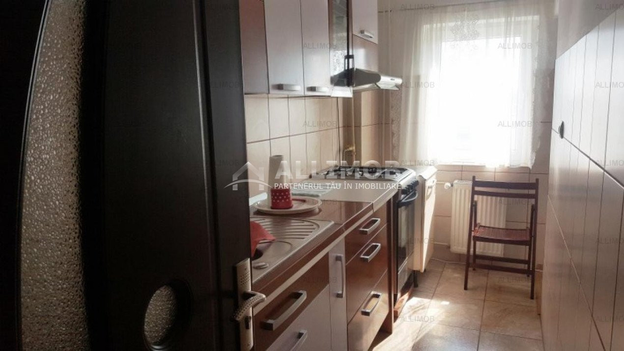 Detached studio in Ploiesti, Marasesti area