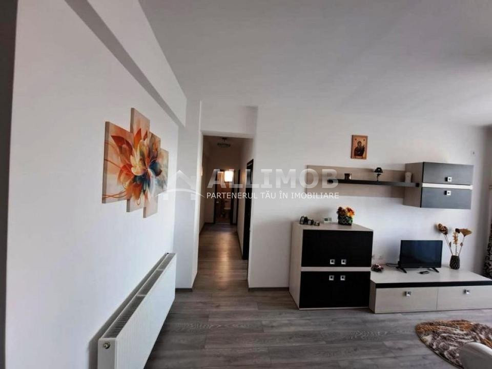 Apartament 3 camere in Ploiesti, zona 9 Mai