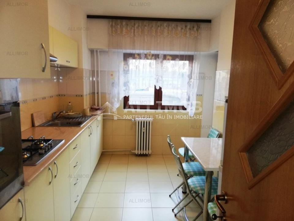 3-room apartment in Ploiesti, ultra-central area