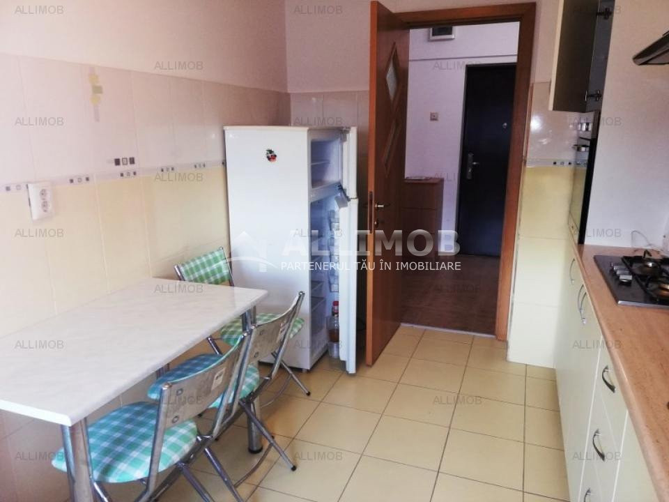 3-room apartment in Ploiesti, ultra-central area