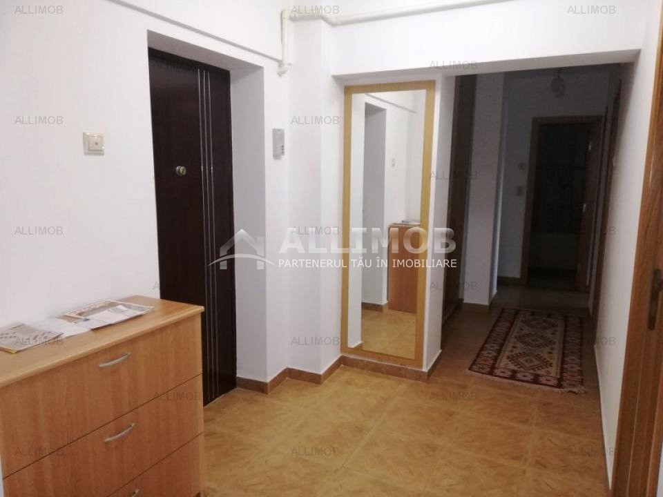 3-room apartment in Ploiesti, ultra-central area