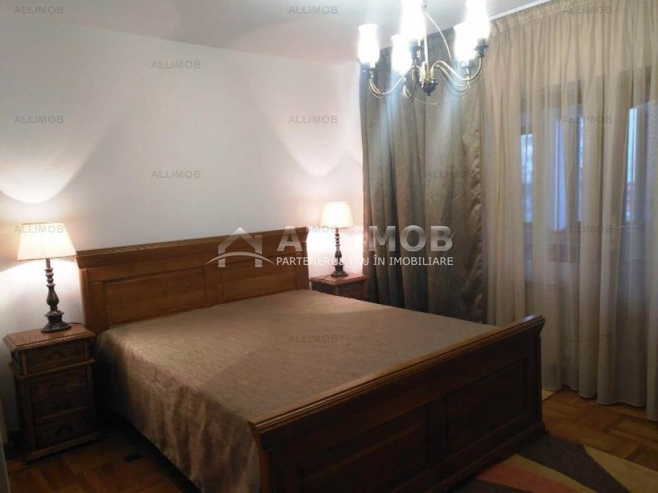 3-room apartment in Ploiesti, ultra-central area