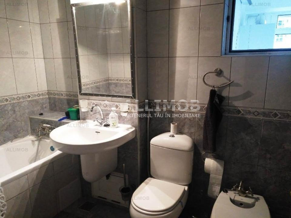 3-room apartment in Ploiesti, ultra-central area