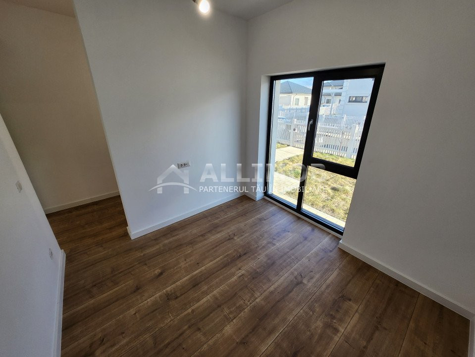 Casa de lux, MRS Country, 4 camere, încălzire pardoseala, pivniță lift electric