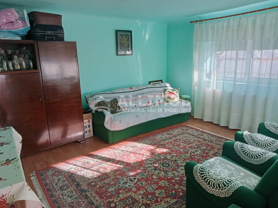 Casa 5 camere, zona Ultracentrală, Berceni, Prahova