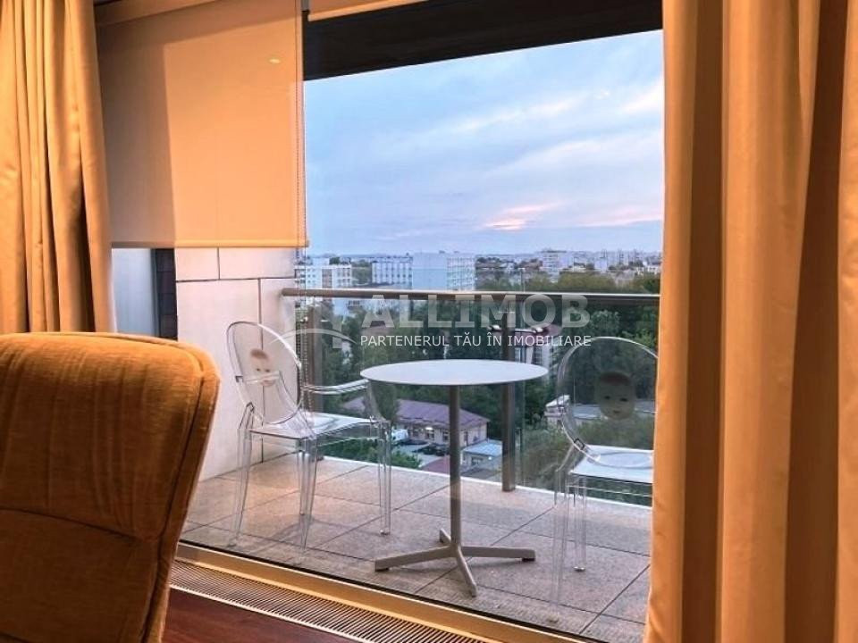 Apartment with a spectacular view in the Arc de Triumf area