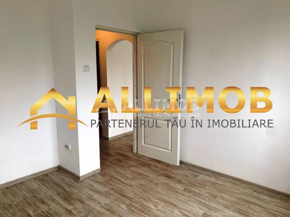 Apartament 3 camere zona ultracentrala