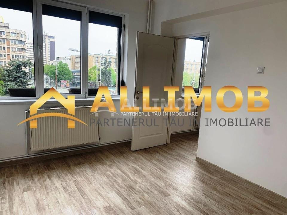 Apartament 3 camere zona ultracentrala