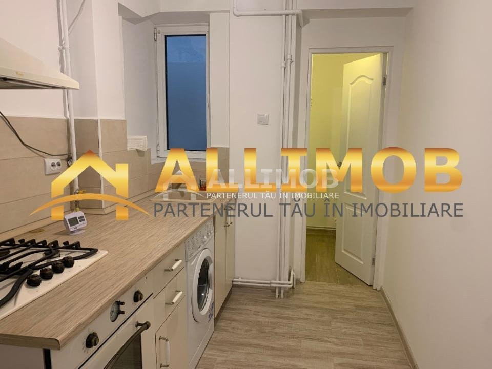 Apartament 3 camere zona ultracentrala