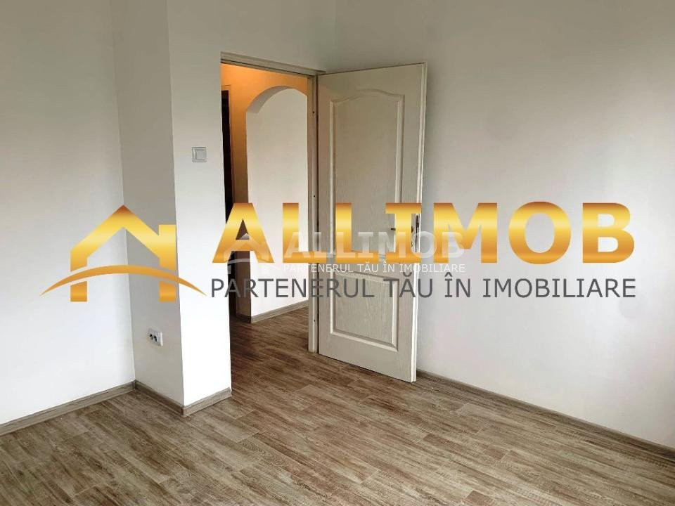 Apartament 3 camere zona ultracentrala