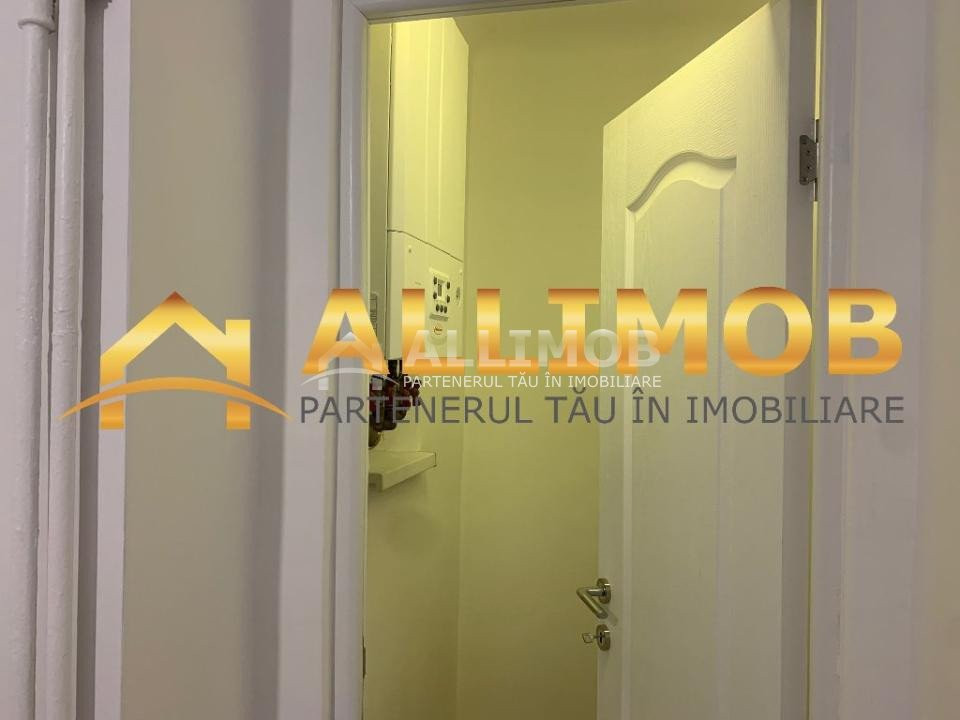 Apartament 3 camere zona ultracentrala