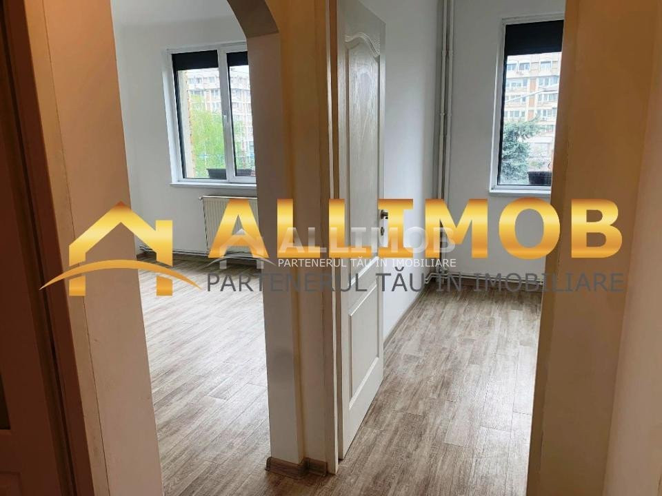 Apartament 3 camere zona ultracentrala