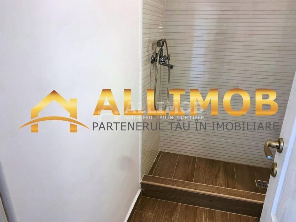 Apartament 3 camere zona ultracentrala