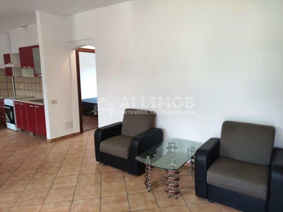 Apartament cu 3 camere in Ploiestiori.