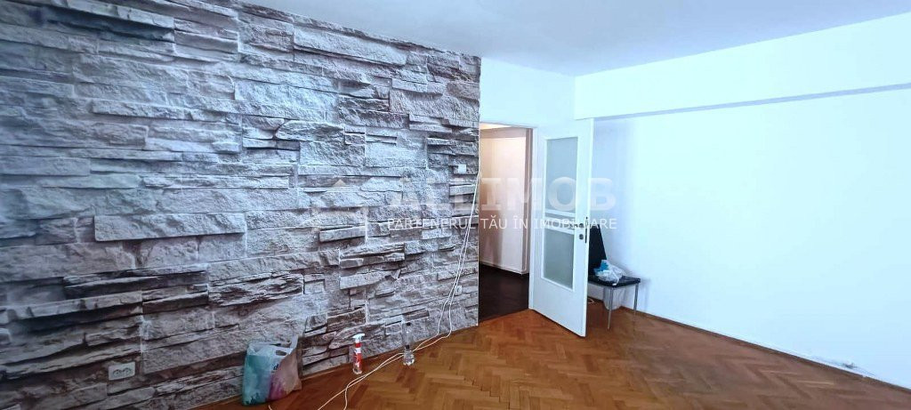 Apartament nemobilat 3 camere, zona ultracentrala